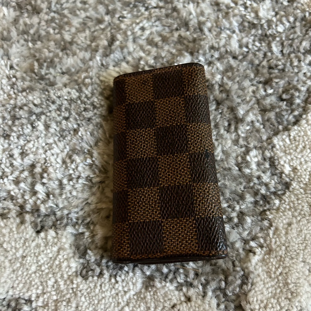 Damier ebene key chain